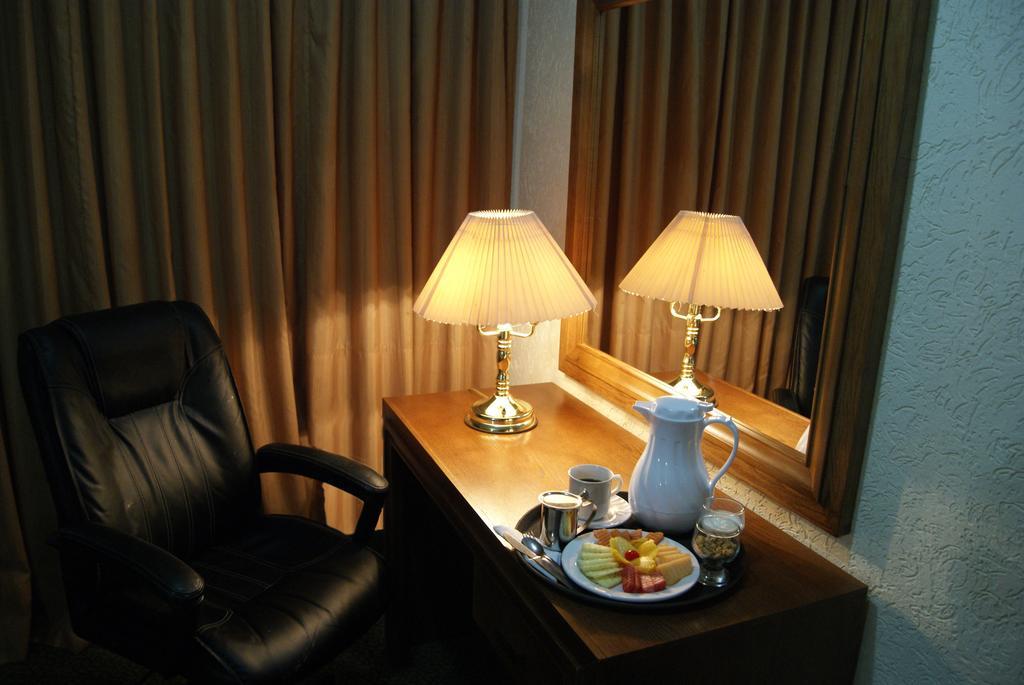 斯科莫罗酒店 奇瓦瓦 外观 照片